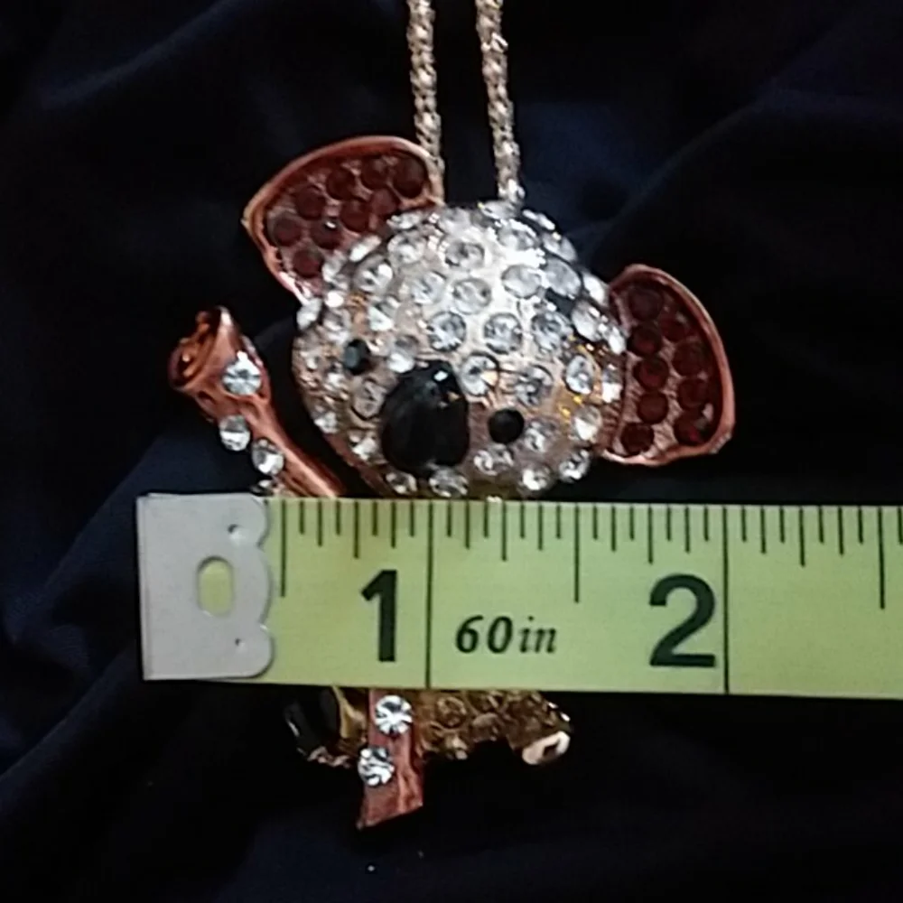 Beautiful! Crystal Koala Charm w/Free Chain💞🐨💞